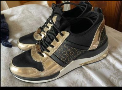 guess trainers