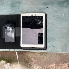 iPad Air 2 A1566 and IPhone X for Parts