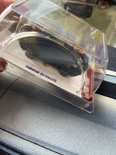 Hot wheels Super Treasure Hunt Porsche 911 Rallye STH