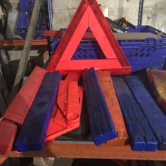 Car Warning triangles