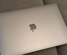 macbook air 13 inch retina 2019