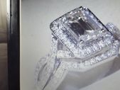Engagement/wedding Halo Style Ring Set