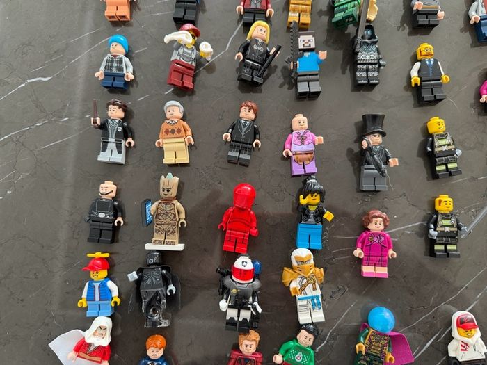 lego mini figures