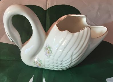 Royal tara swan