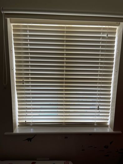 Venetian blinds - beige