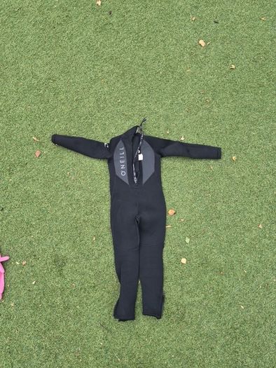 Kids O'Neil wetsuit UK 4