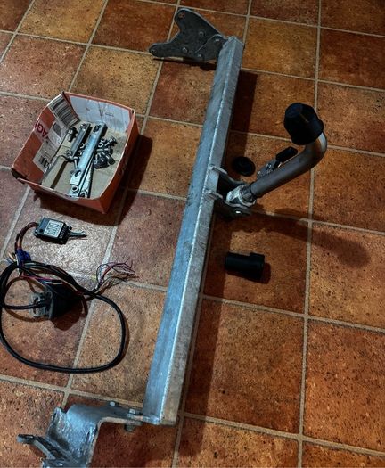 Nissan Qashqai  Detachable Towbar