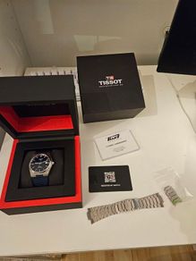 Tissot PRX perfect condition, with metal and rubber strap