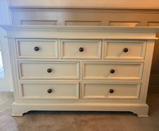 chest of drawers / side table
