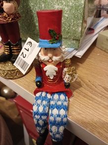 Sotting nutcracker christmas decoration