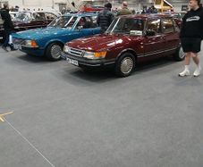 Saab 900i