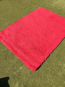 Next rug Red