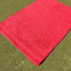 Next rug Red