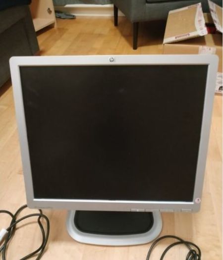 HP Monitor 19 Inch