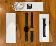 Apple Watch Series 10 42mm + 2 Bands + Box & Charger