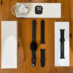 Apple Watch Series 10 42mm + 2 Bands + Box & Charger