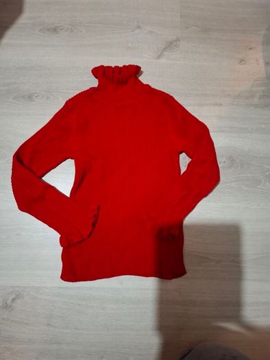 Red high neck sweater size 8-9 years