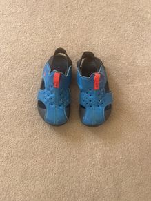 Nike sunray sandals size 8.5