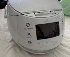 YumAsia Rice cooker