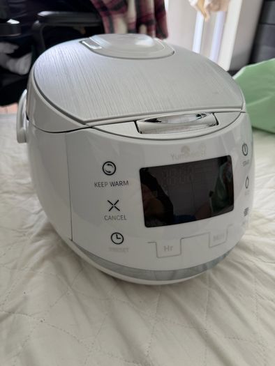 YumAsia Rice cooker