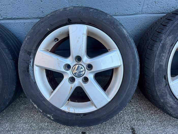 Volkswagen Golf Mk5 Alloy Wheels