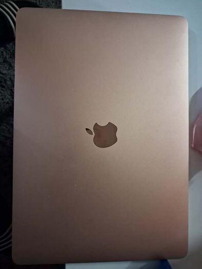 Apple MacBook Air 13" 13.3 inch 2019 1.6Ghz i5 8GB 128GB