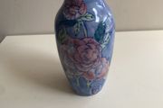 vintage  Chinese Vase