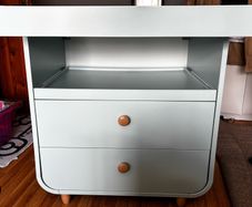 Changing table