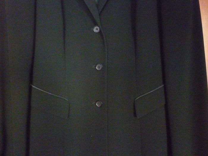 Gerry Weber Classic Dressy Formal Jacket blazer .  Size Medium 12 Eu 38.   Colour Jet Black. 100% Immaculate.