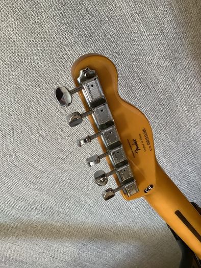 Lefthanded Fender Squire Telecaster