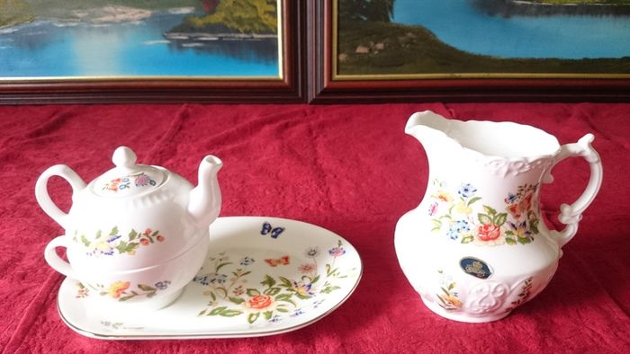4 Piece Aynsley Cottage Garden Pattern Bone China Rare Tennis Set With Tray And Oban Cup, Tea Pot With Lid And Water Pitcher For One Person Setting Made In England