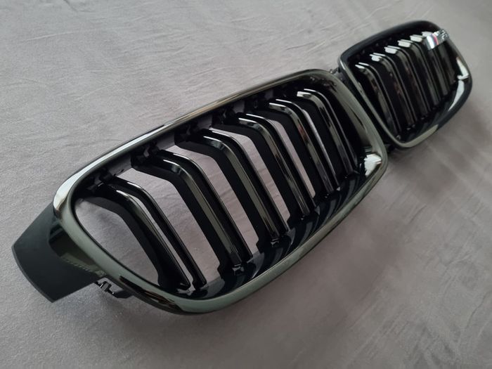 BMW 3 Series F30 F31 Kidney Grilles With M3 Badge Brand New