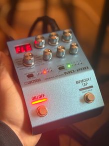 Boss MD-200