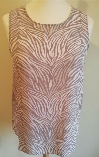 FREE POST Rose & Olive Ladies Top New With Tags Beige & Cream. Payment By REVOLUT or PAYPAL