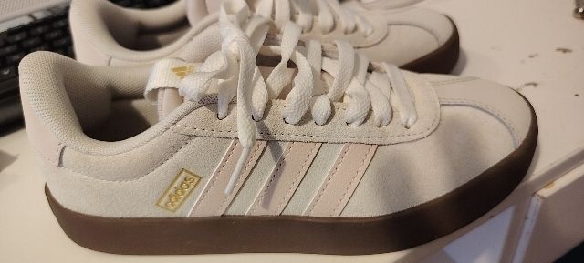Adidas trainers size 4 UK