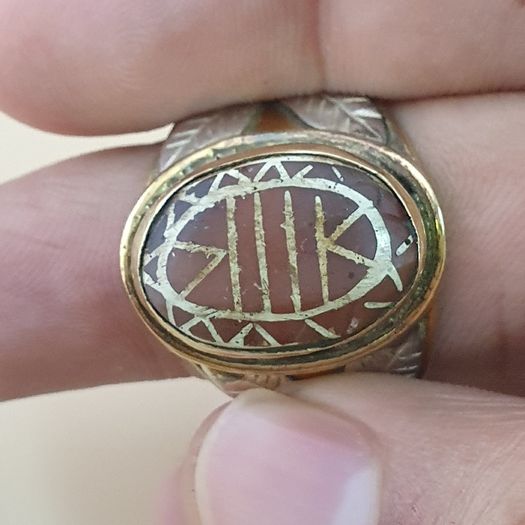 Vintage Etched Carnelian Agate Ring Brass & Silver Inlay, Flower Design