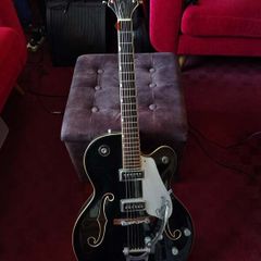 Gretsch Electromatic G5125 hollow body electric guitar