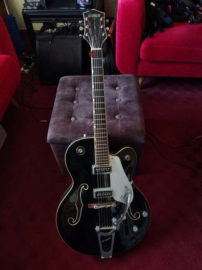 Gretsch Electromatic G5125 hollow body electric guitar
