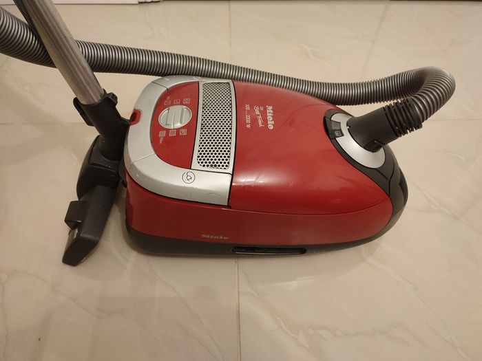 Miele vacuum cleaner
