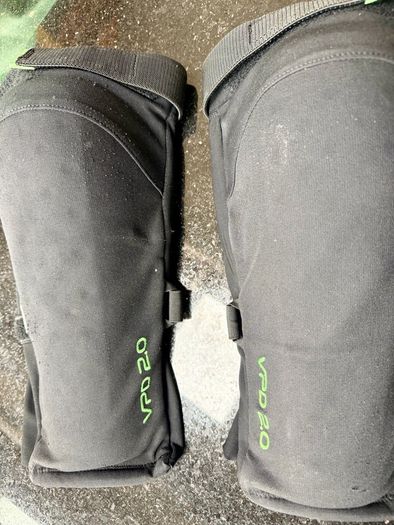POC VPD 2.0 knee shin guards , size Large