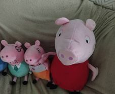 Peppa pig family.