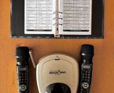 Karaoke/ Videoke