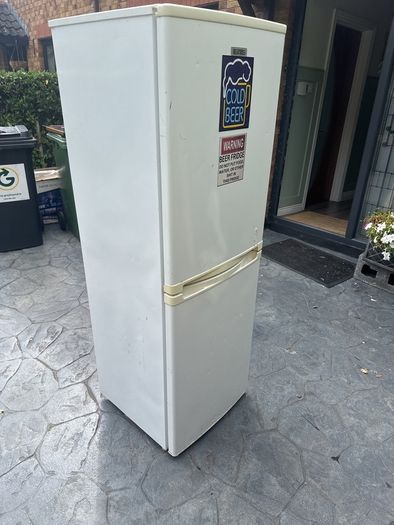 Fridge freezer