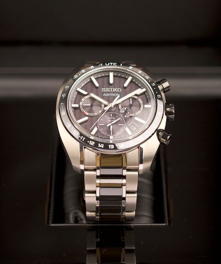 Seiko Astron SBXC085 (Box & papers)