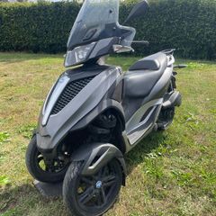 Piaggio mp3 300