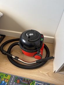 Numatic Henry Vacuum cleaner