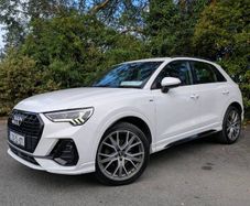 Audi Q3 S-line Black Edition Style Pack Fsh