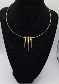 9 ct gold yellow gold chocker necklace
