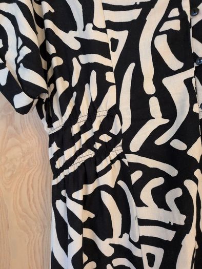 Primark Black/Biscuit  Dress.  S.14.
