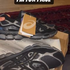 Black ASICS Gel-Quantum 360 VII runners